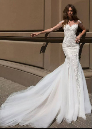 Short Sleeve Beaded Ivory Lace Tulle Wedding Dress